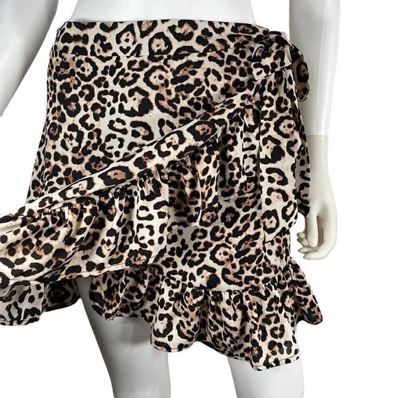Forever 21 Women’s Medium Cheetah Print Wrap Mini Skirt Ruffled Hem Yellow - Picture 2 of 7